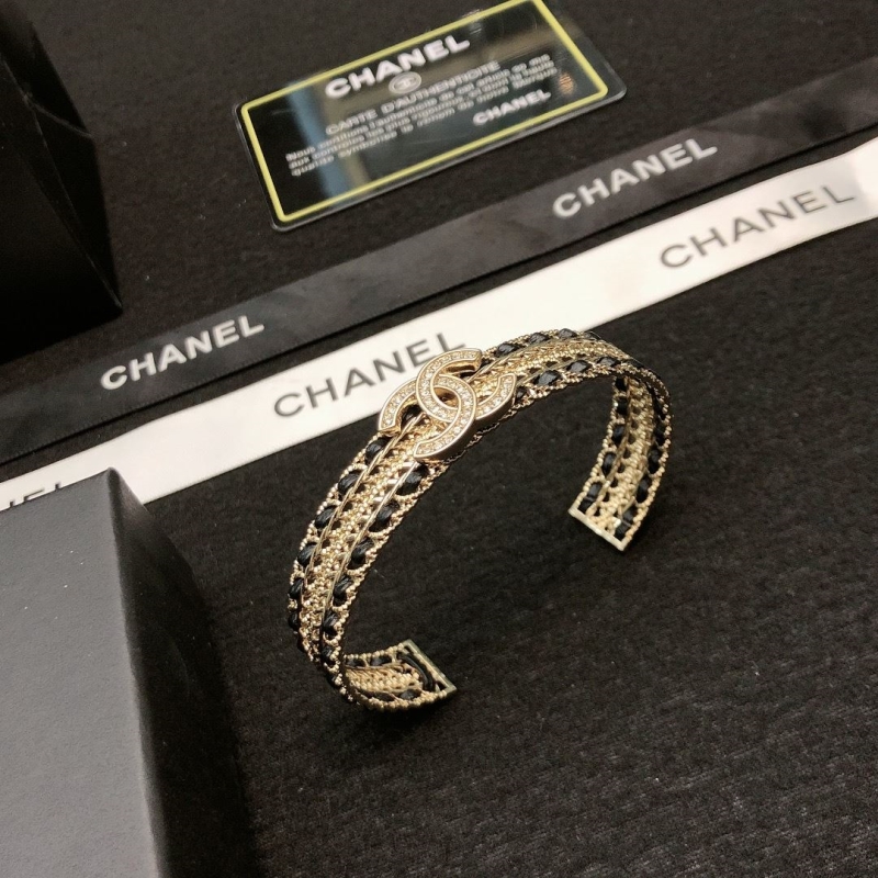 Ch**el bracelets